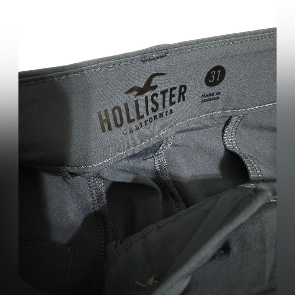 Like New Hollister Shorts - Picture 4 of 7